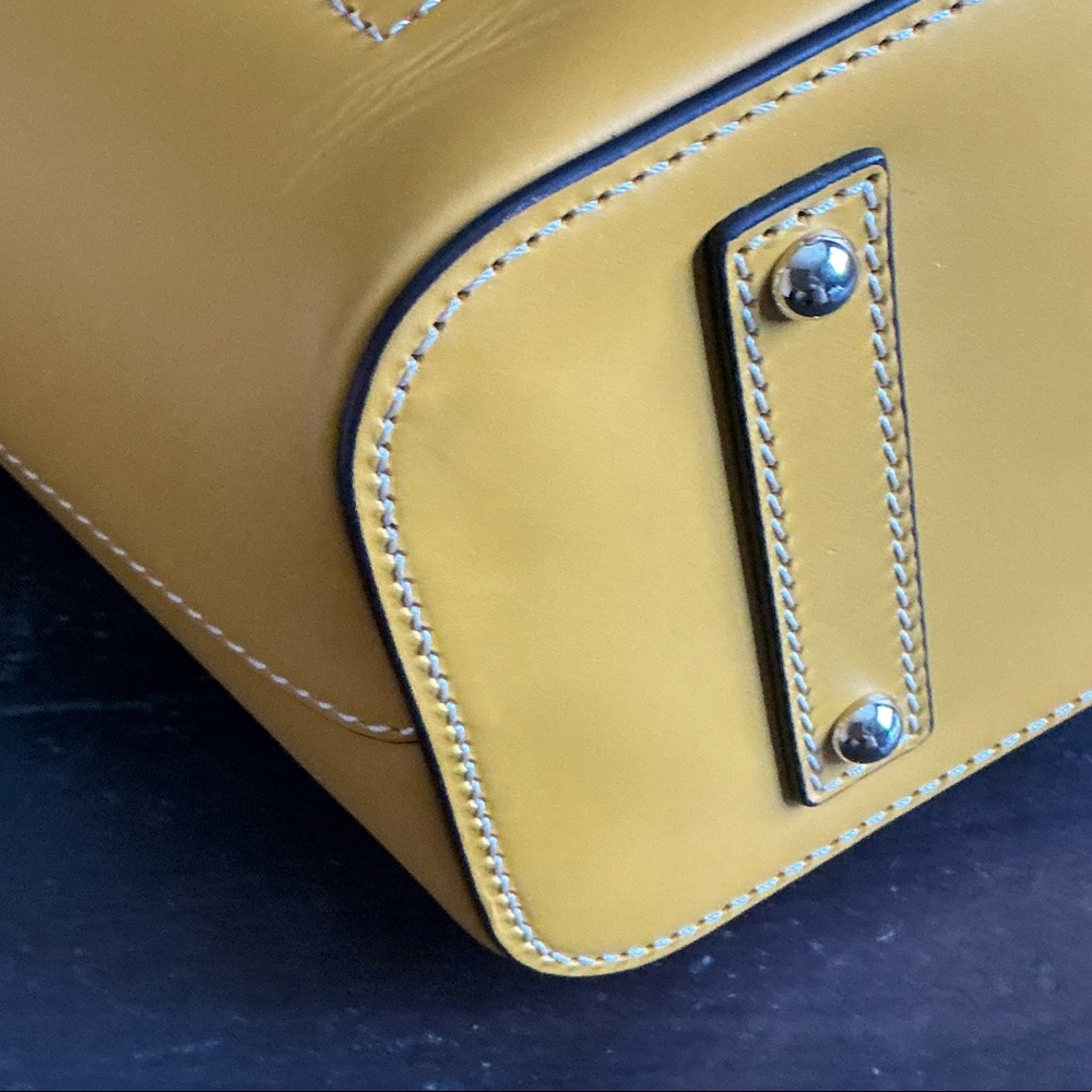 Dooney & Bourke beacon, leather slip Tote - Picture 8 of 10